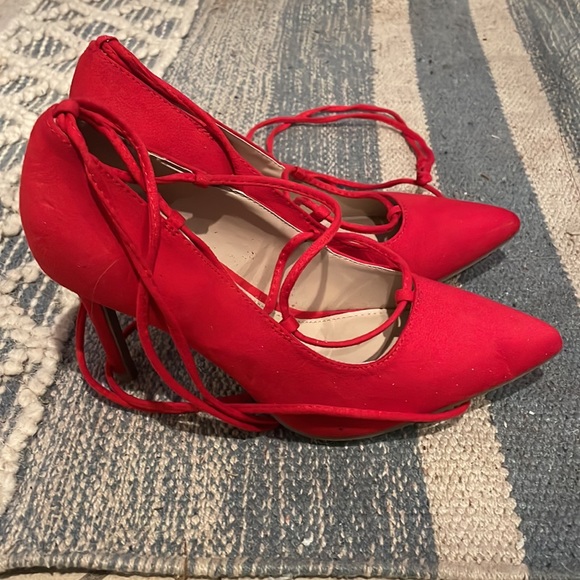 Brash womens heels suede microfiber red lace up heels size 6.5 - Picture 5 of 7